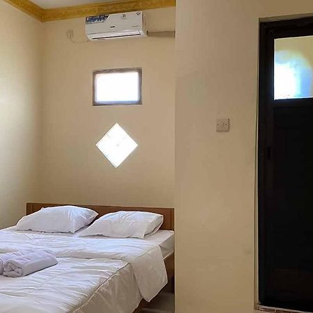 Palace Syariah Homestay Redpartner Banyuwangi  Eksteriør billede