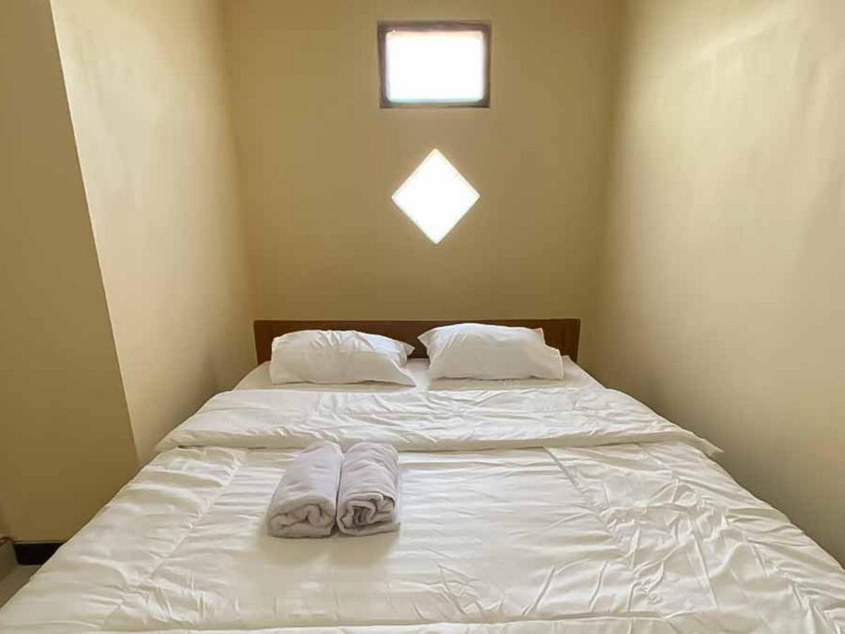 Palace Syariah Homestay Redpartner Banyuwangi  Eksteriør billede