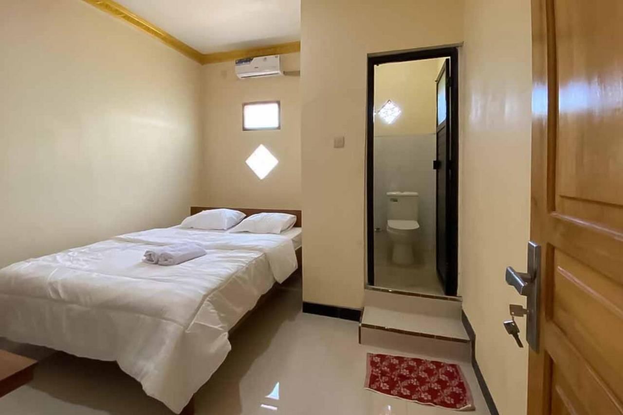 Palace Syariah Homestay Redpartner Banyuwangi  Eksteriør billede